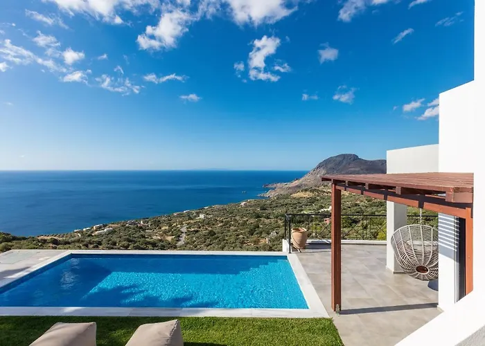 Villa Sea-Esta, Adults Only